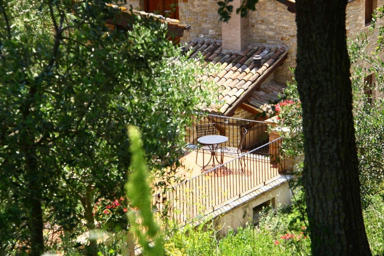 Agriturismo Le Case Assisi Exterior foto